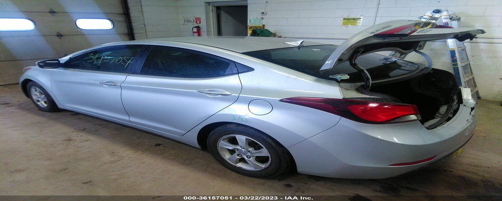 5NPDH4AE8FH581125 2015 HYUNDAI ELANTRA photo no. 3