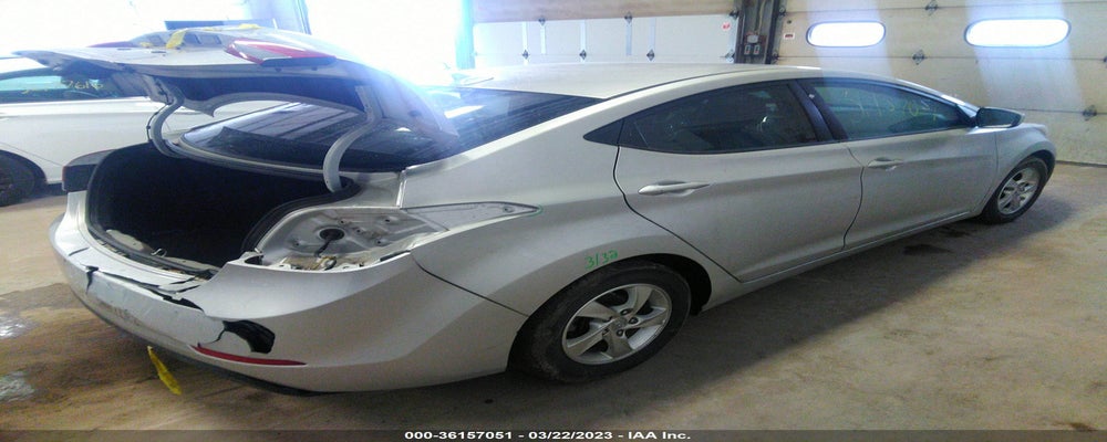 5NPDH4AE8FH581125 2015 HYUNDAI ELANTRA photo no. 4