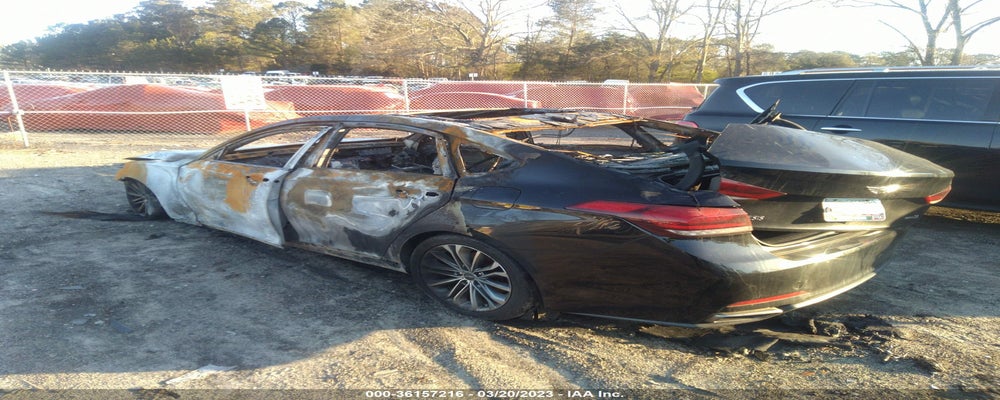 KMHGN4JE7GU109040 2016 HYUNDAI GENESIS photo no. 3