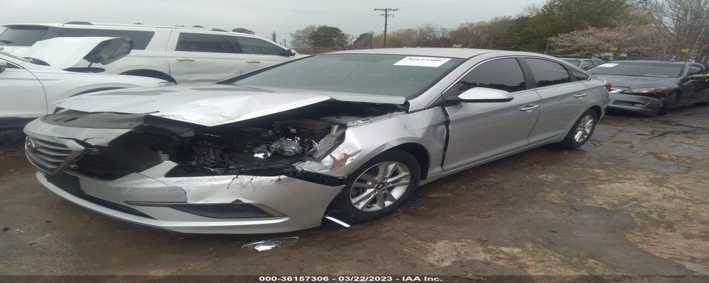 5NPE24AF2HH589478 2017 HYUNDAI SONATA photo no. 2