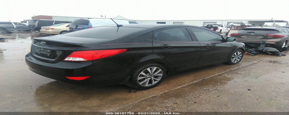KMHCT4AE9HU353908 2017 HYUNDAI ACCENT photo no. 4