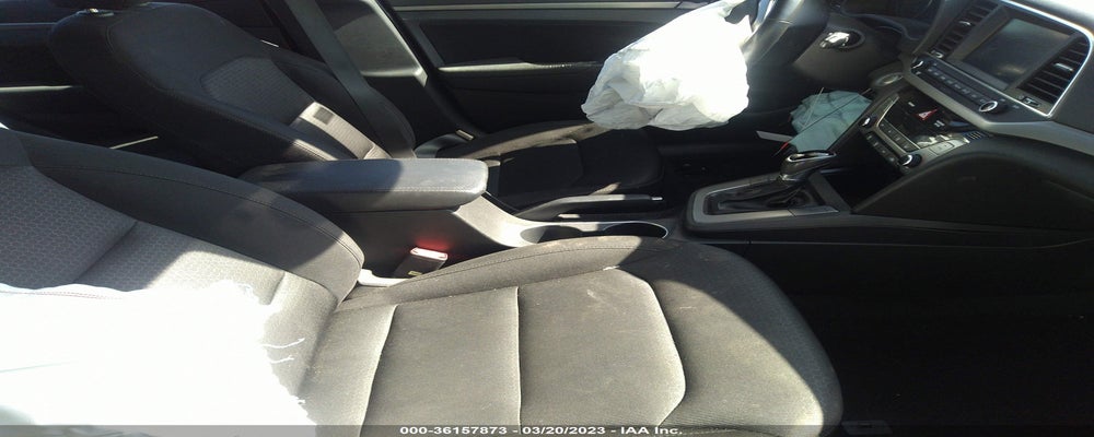 KMHD84LF6HU359404 2017 HYUNDAI ELANTRA photo no. 5