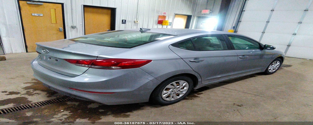 5NPD74LFXHH082094 2017 HYUNDAI ELANTRA photo no. 4