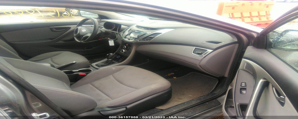 KMHDH4AE6GU598637 2016 HYUNDAI ELANTRA photo no. 5