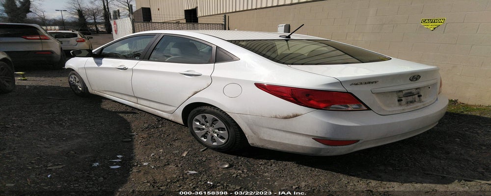 KMHCT4AE2HU343026 2017 HYUNDAI ACCENT photo no. 3