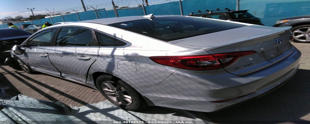 5NPE24AF8FH211937 2015 HYUNDAI SONATA photo no. 3