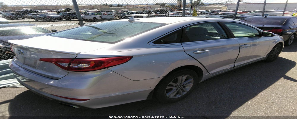 5NPE24AF8FH211937 2015 HYUNDAI SONATA photo no. 4