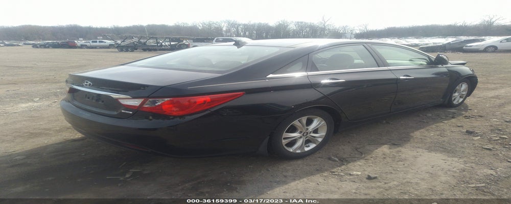 5NPEC4AC1DH535733 2013 HYUNDAI SONATA photo no. 4
