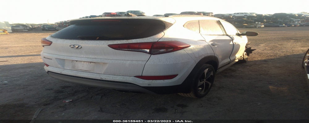 KM8J33A24JU778773 2018 HYUNDAI TUCSON photo no. 4
