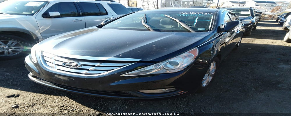 5NPEC4ACXBH001918 2011 HYUNDAI SONATA photo no. 2