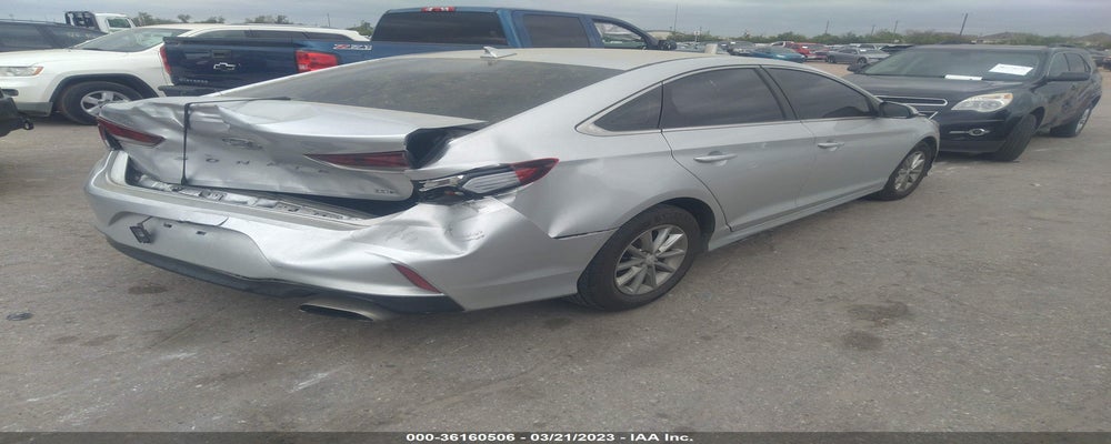 5NPE24AA9JH718746 2018 HYUNDAI SONATA photo no. 4