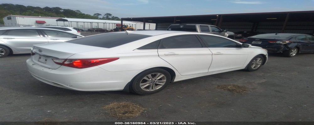 5NPEB4ACXDH529772 2013 HYUNDAI SONATA photo no. 4