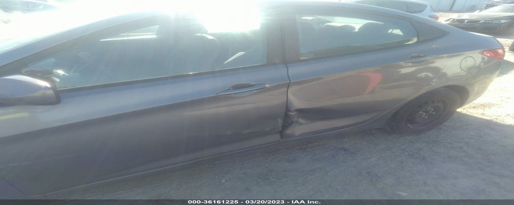 KMHCT4AE1HU242530 2017 HYUNDAI ACCENT photo no. 6