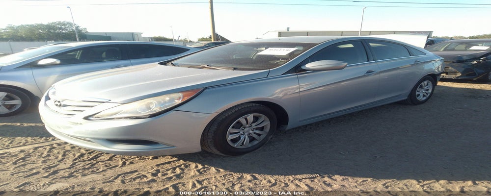 5NPEB4AC1BH271414 2011 HYUNDAI SONATA photo no. 2