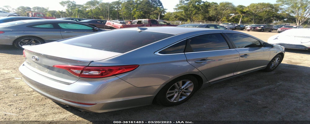 5NPE24AF0HH589298 2017 HYUNDAI SONATA photo no. 4