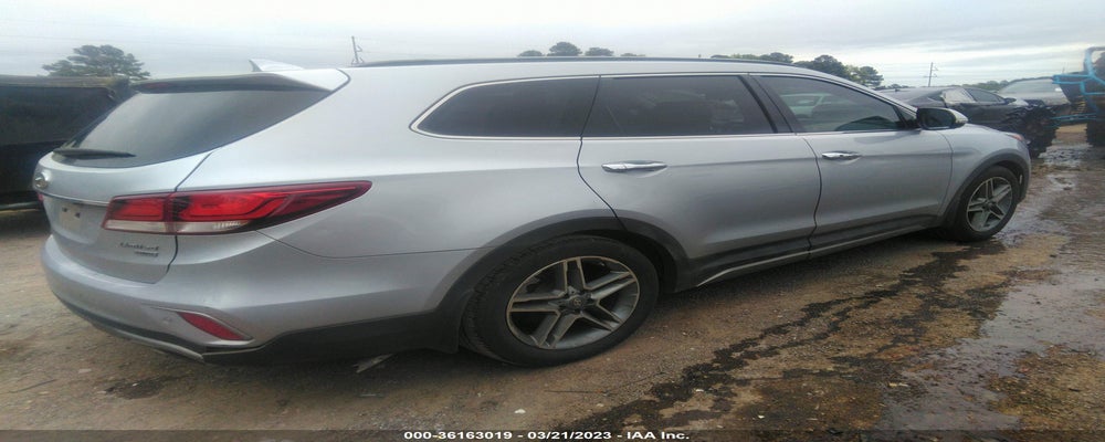 KM8SR4HF8HU210781 2017 HYUNDAI SANTA FE photo no. 4