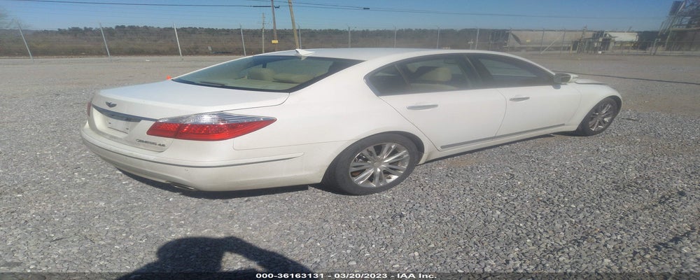 KMHGC4DF9BU114582 2011 HYUNDAI GENESIS photo no. 4