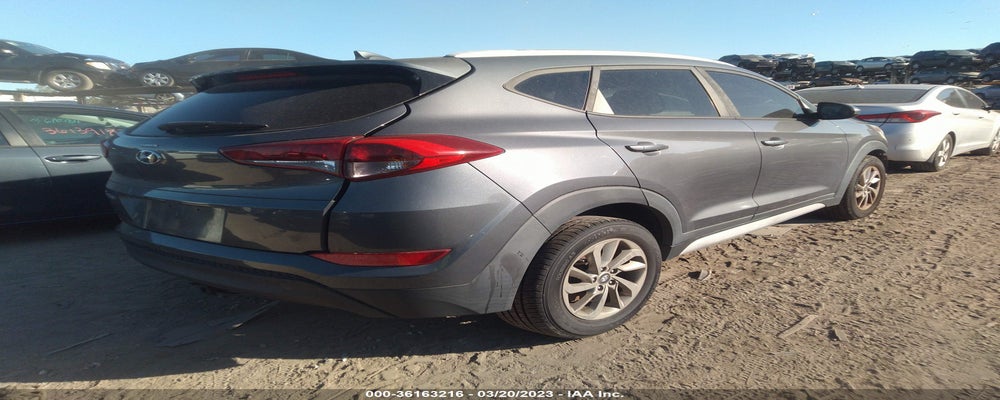 KM8J33A42JU801159 2018 HYUNDAI TUCSON photo no. 4