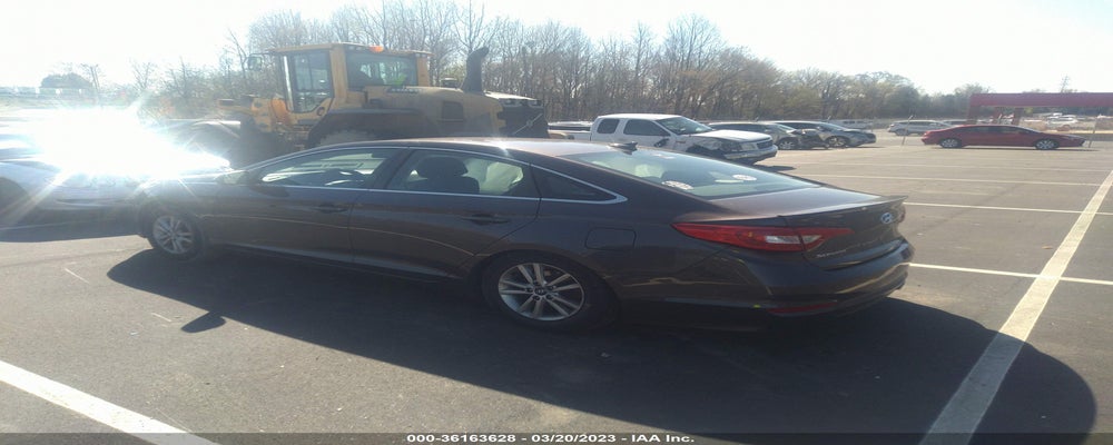 5NPE24AF6HH520888 2017 HYUNDAI SONATA photo no. 3