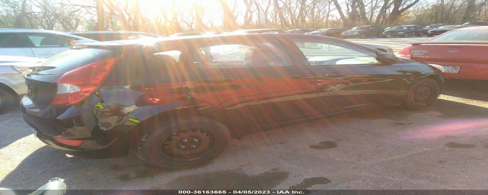 KMHCT5AE9FU212162 2015 HYUNDAI ACCENT photo no. 4