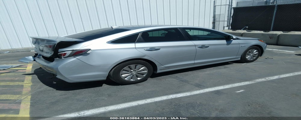 KMHE24L19HA057813 2017 HYUNDAI SONATA HYBRID photo no. 4
