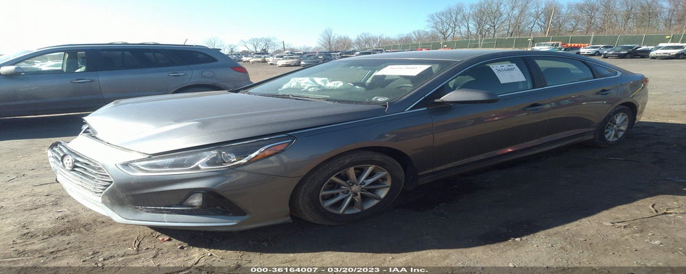 5NPE24AF9JH697506 2018 HYUNDAI SONATA photo no. 2