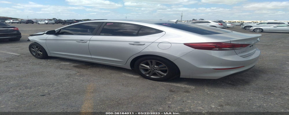 5NPD84LF6JH248629 2018 HYUNDAI ELANTRA photo no. 3