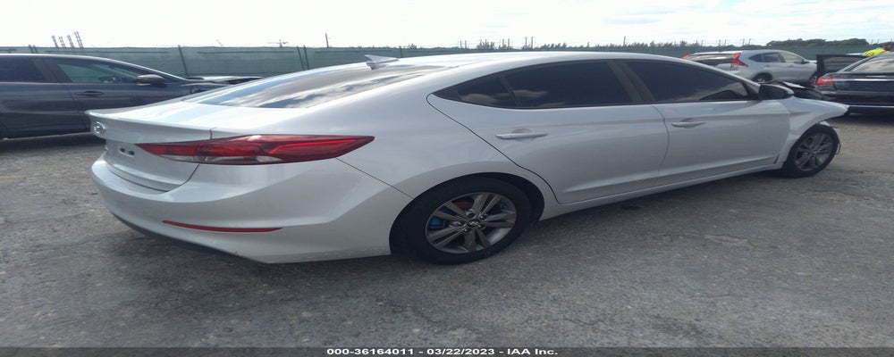5NPD84LF6JH248629 2018 HYUNDAI ELANTRA photo no. 4