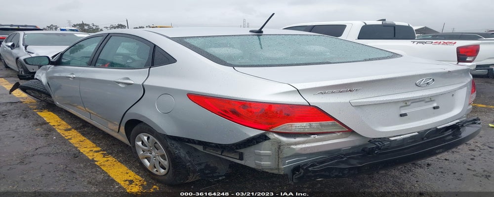 KMHCT4AE2DU394648 2013 HYUNDAI ACCENT photo no. 3