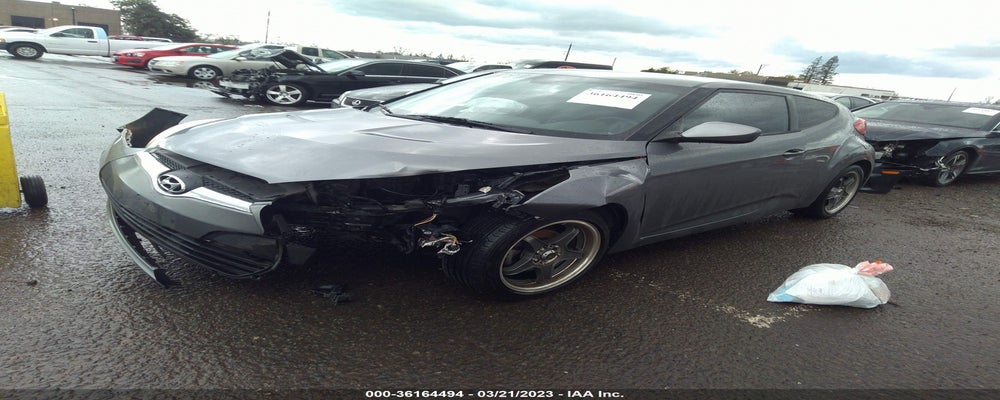 KMHTC6AD0FU227940 2015 HYUNDAI VELOSTER photo no. 2