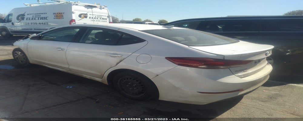 5NPD74LF8HH138226 2017 HYUNDAI ELANTRA photo no. 3