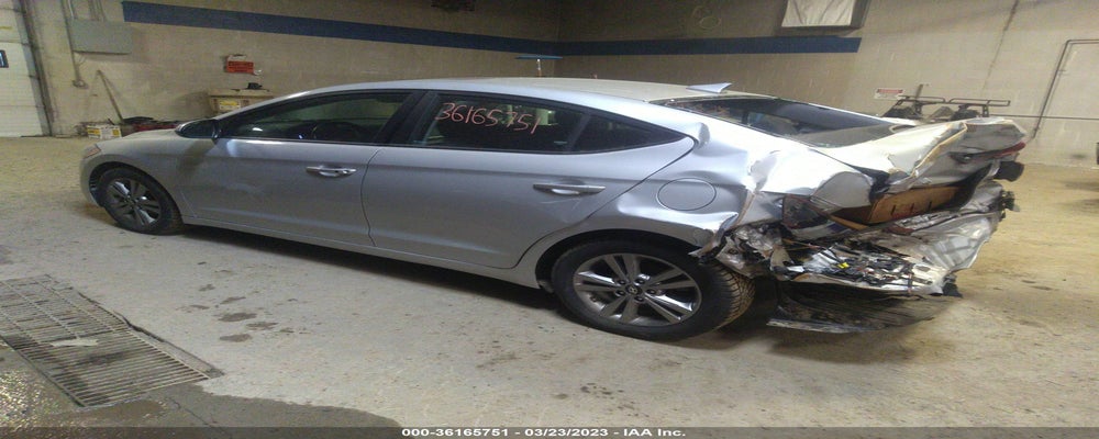KMHD84LF1JU533532 2018 HYUNDAI ELANTRA photo no. 3