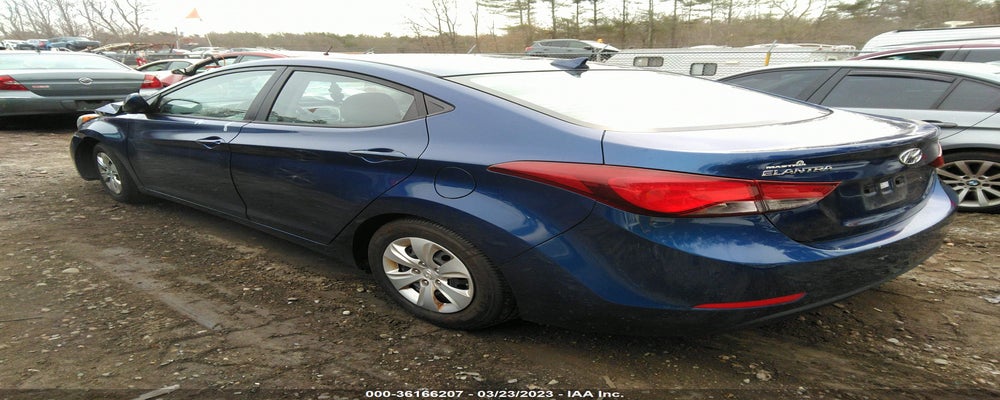 5NPDH4AE6GH750463 2016 HYUNDAI ELANTRA photo no. 3