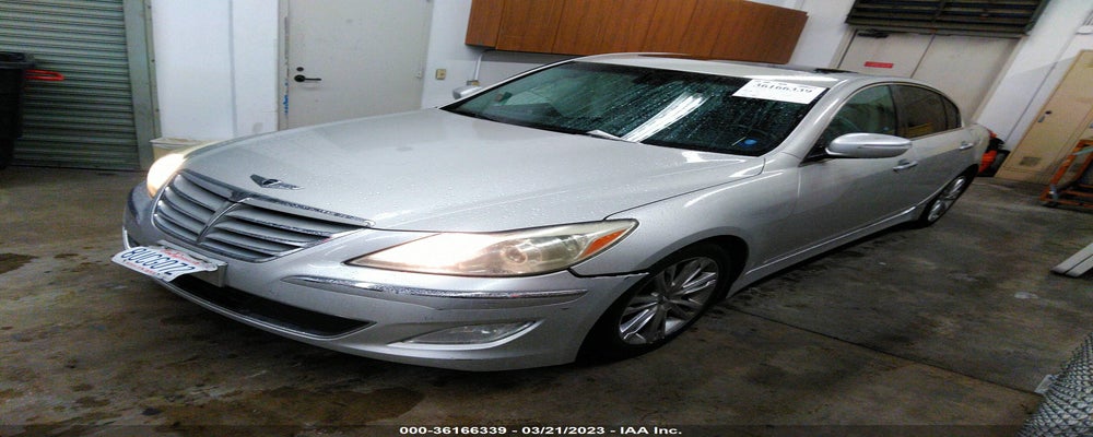 KMHGC4DD8CU184042 2012 HYUNDAI GENESIS photo no. 2