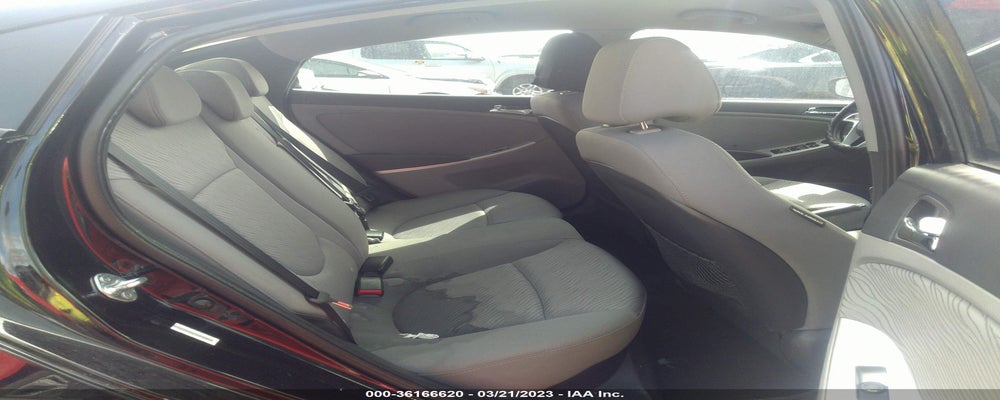 KMHCU4AEXDU432821 2013 HYUNDAI ACCENT photo no. 8