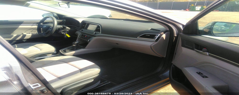 KMHD84LF1JU473378 2018 HYUNDAI ELANTRA photo no. 5