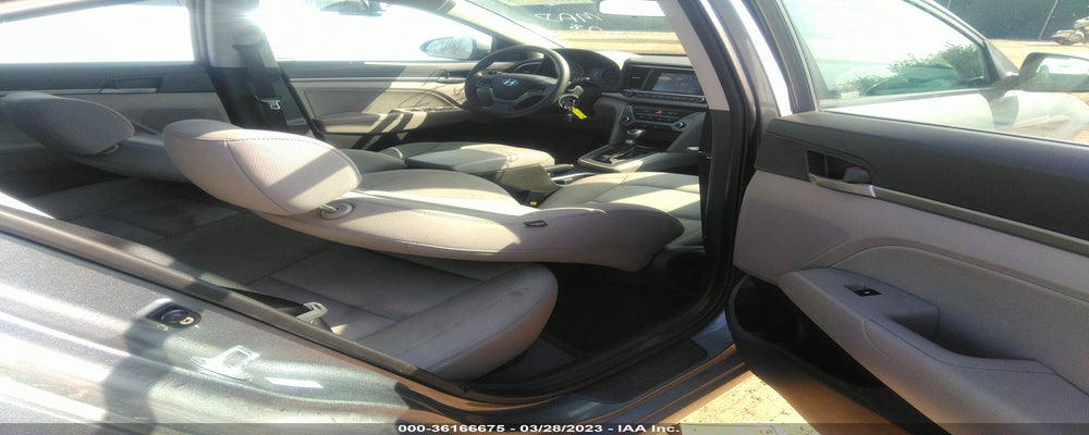 KMHD84LF1JU473378 2018 HYUNDAI ELANTRA photo no. 8