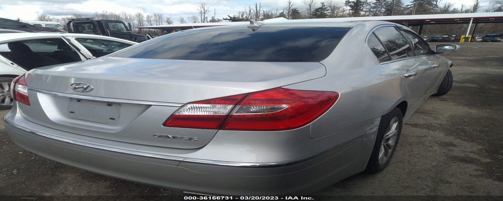 KMHGC4DD4CU174642 2012 HYUNDAI GENESIS photo no. 4