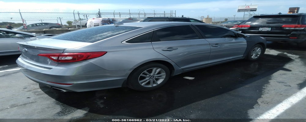 5NPE24AF3FH146656 2015 HYUNDAI SONATA photo no. 4