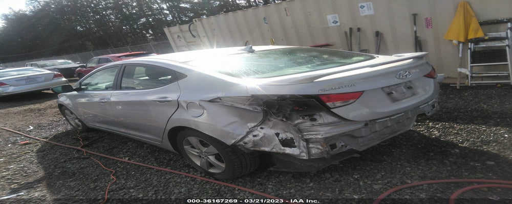 KMHDH4AE2DU710829 2013 HYUNDAI ELANTRA photo no. 3