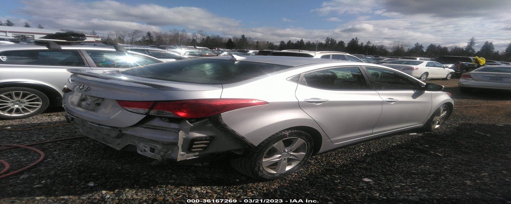 KMHDH4AE2DU710829 2013 HYUNDAI ELANTRA photo no. 4
