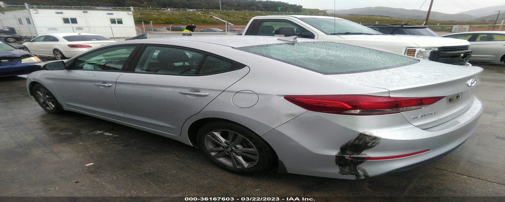 5NPD84LF8JH267117 2018 HYUNDAI ELANTRA photo no. 3