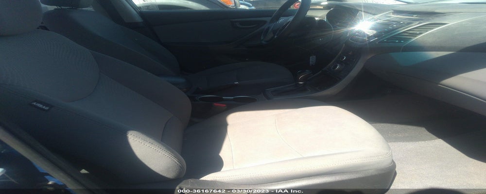 5NPDH4AE9GH752773 2016 HYUNDAI ELANTRA photo no. 5