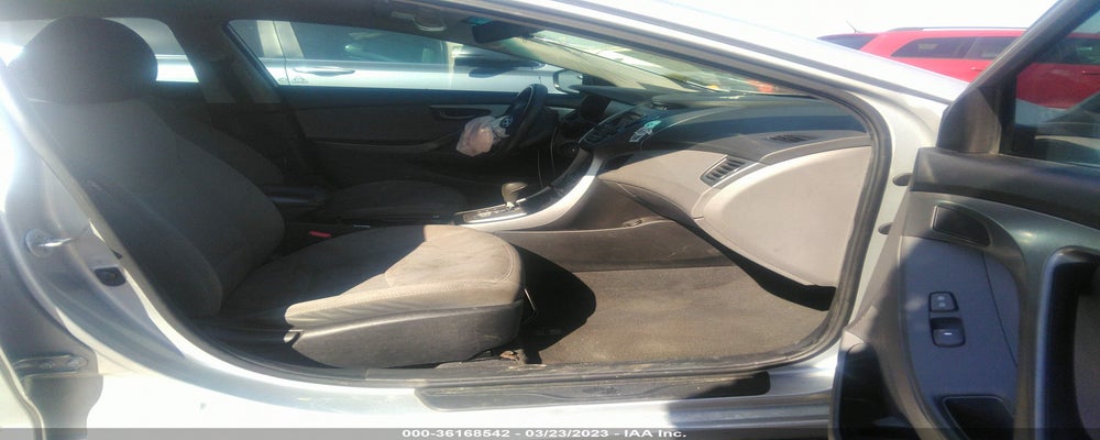 5NPDH4AE3DH351294 2013 HYUNDAI ELANTRA photo no. 5