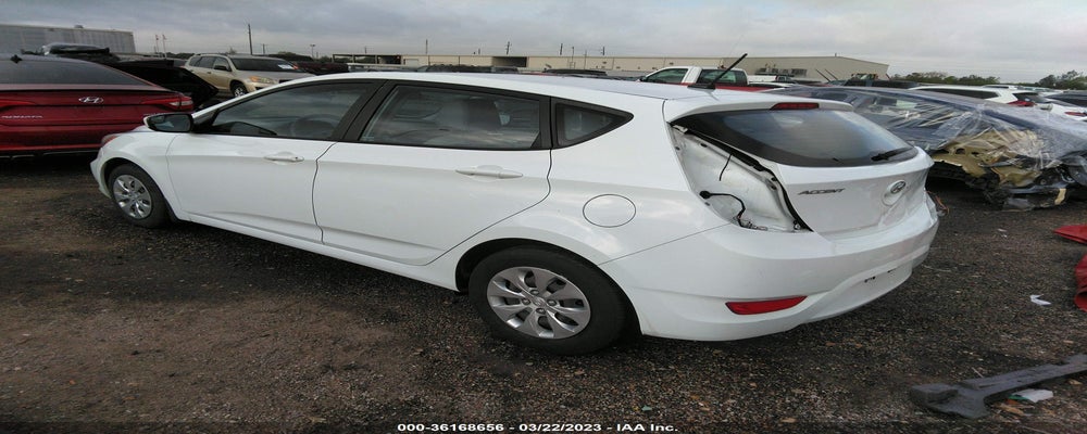 KMHCT5AE3FU231368 2015 HYUNDAI ACCENT photo no. 3