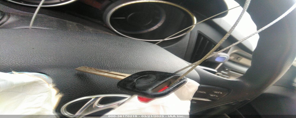 5NPEB4AC4BH168598 2011 HYUNDAI SONATA photo no. 11