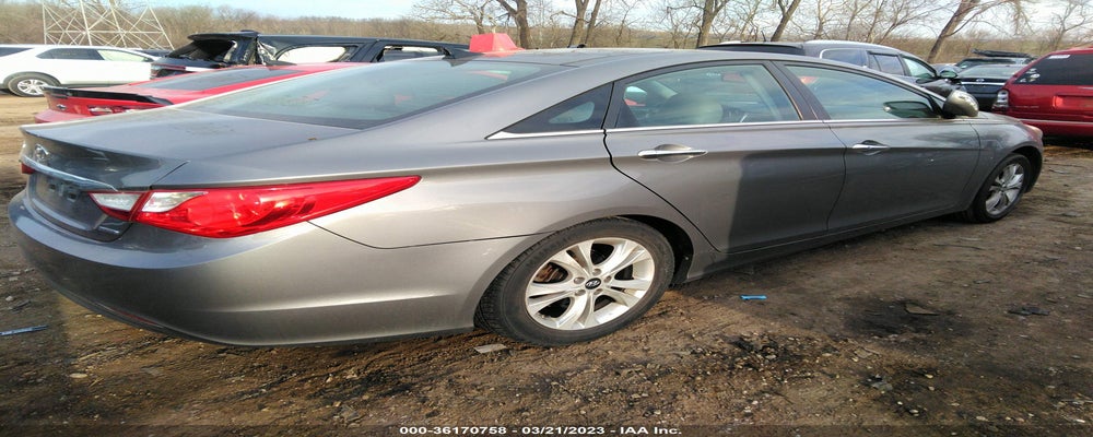 5NPEC4AC2DH603893 2013 HYUNDAI SONATA photo no. 4