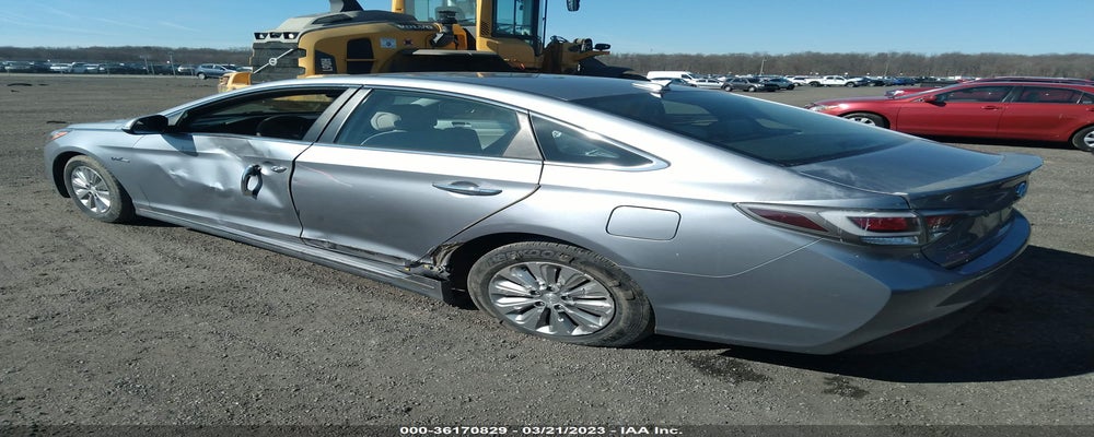 KMHE24L19GA041562 2016 HYUNDAI SONATA HYBRID photo no. 3