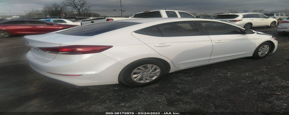 5NPD74LF9JH286911 2018 HYUNDAI ELANTRA photo no. 4