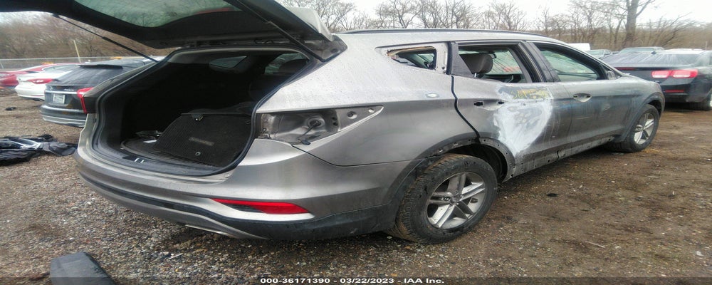 5NMZU3LB4HH005241 2017 HYUNDAI SANTA FE SPORT photo no. 4